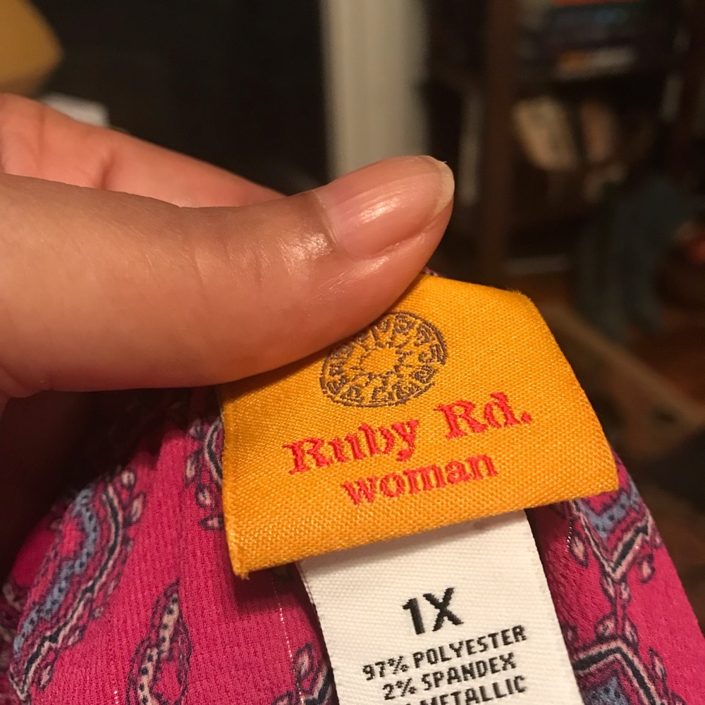 Plus Size 1x Ruby Rd Red Blouse With Patterned De… - image 3